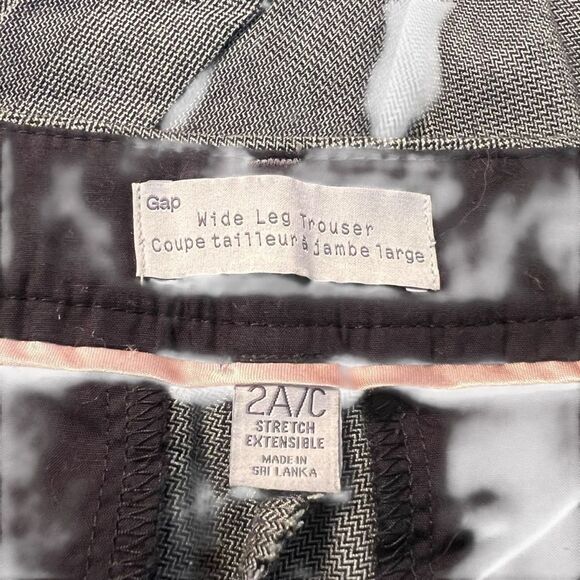 3 for $30! Gap grey wide leg trousers. Size 2 - Picture 3 of 8